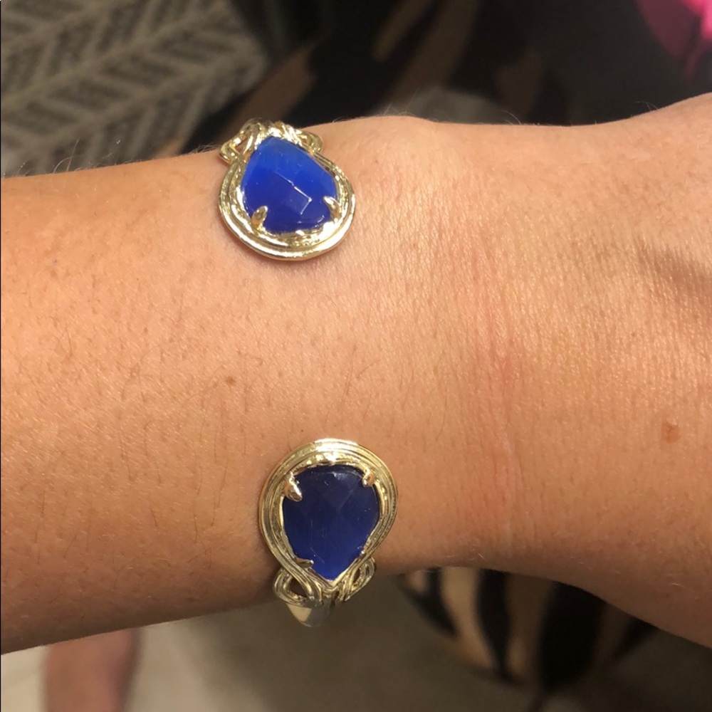 Kendra Scott bracelet